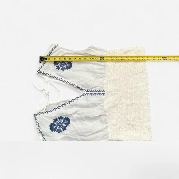 Old Navy Cream Blouse with Blue Floral Detail - Picture 2 of 5